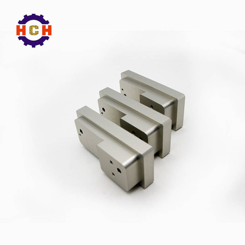 生產(chǎn)加工制鞋機(jī)的機(jī)械零部件加工需要調(diào)試銑床設(shè)備操作作技巧